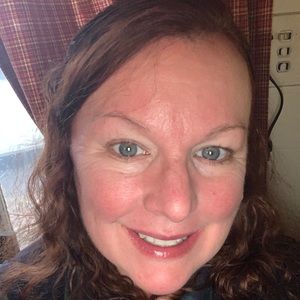 Meet your Posher, Alicia